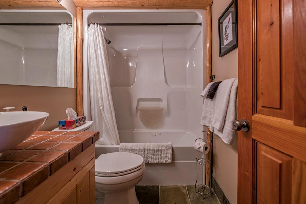 Spirit Lodge At Silverstar Вернон Экстерьер фото